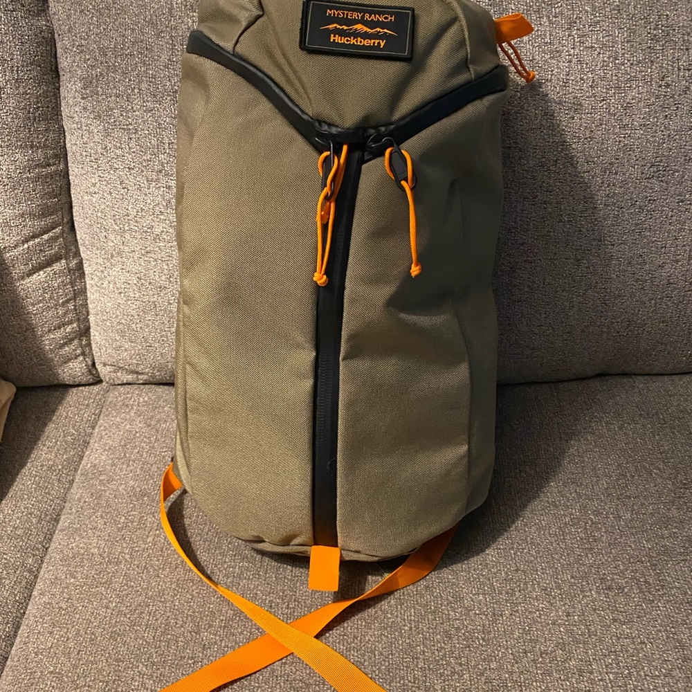 MYSTERY RANCH X Huckberry 1000D UA21 Brand new missing tags